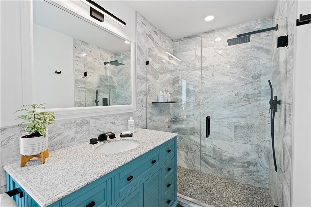 LAS OLAS BY THE SEA - Residential