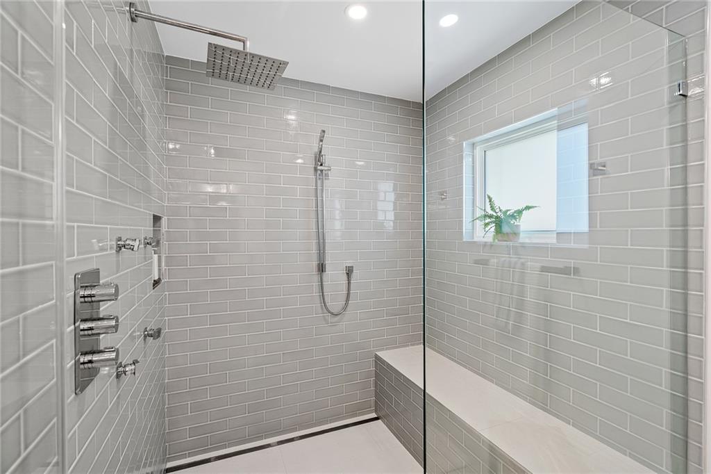 LAS OLAS BY THE SEA - Residential