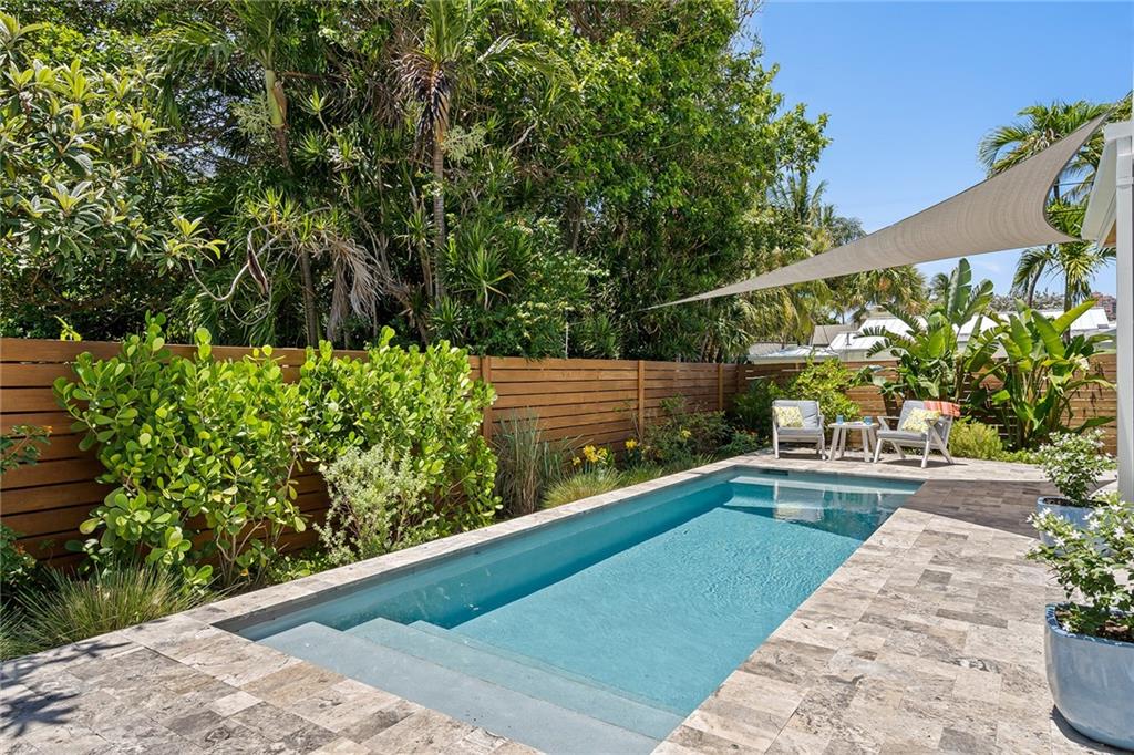 LAS OLAS BY THE SEA - Residential