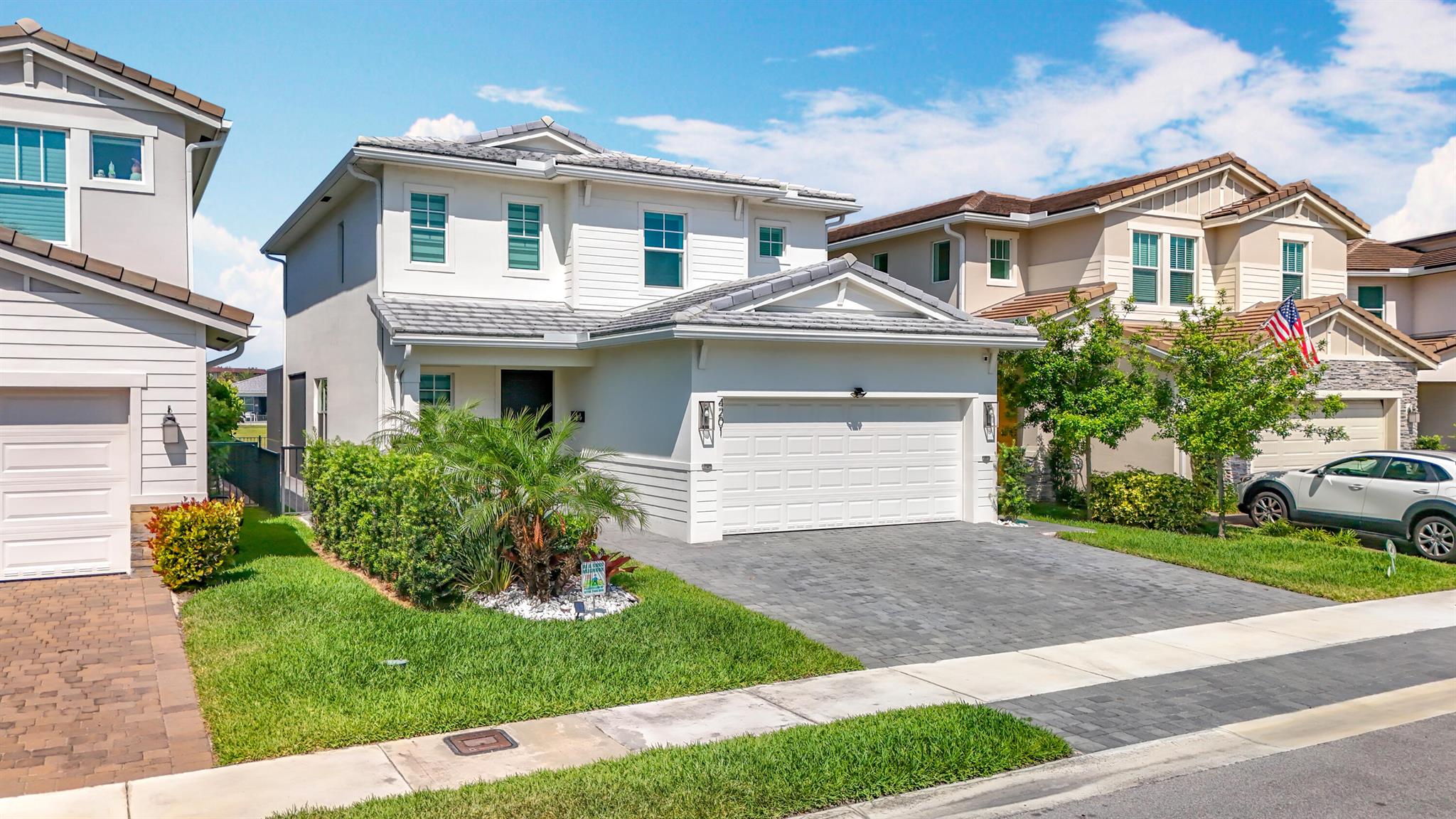 4201 Pelicano Way