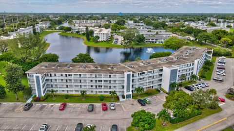 A home in Deerfield Beach