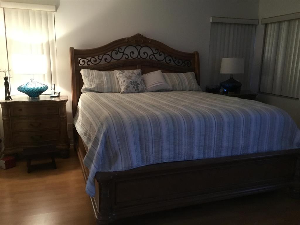 CORAL LAKES - Residential