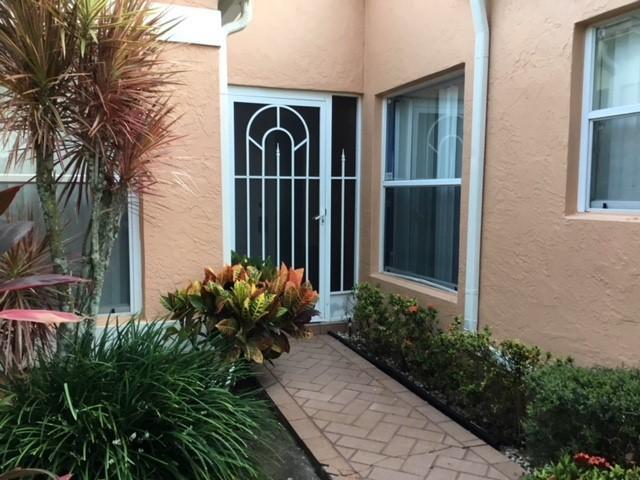 CORAL LAKES - Residential