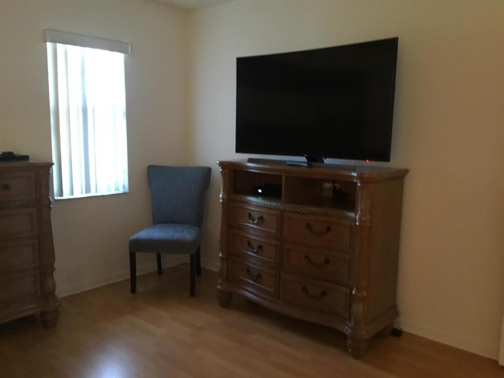 CORAL LAKES - Residential