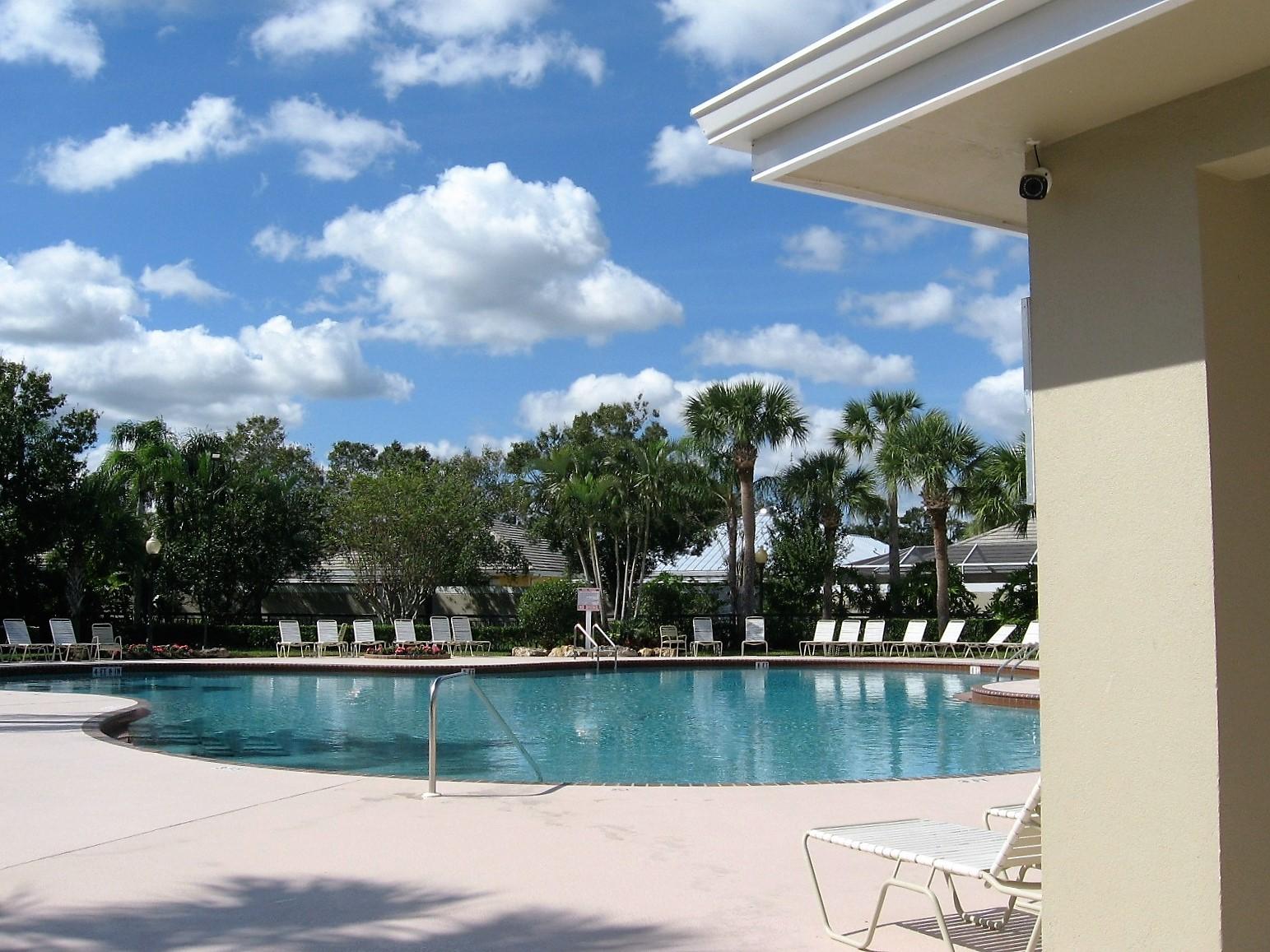 THE MEADOWS - Residential