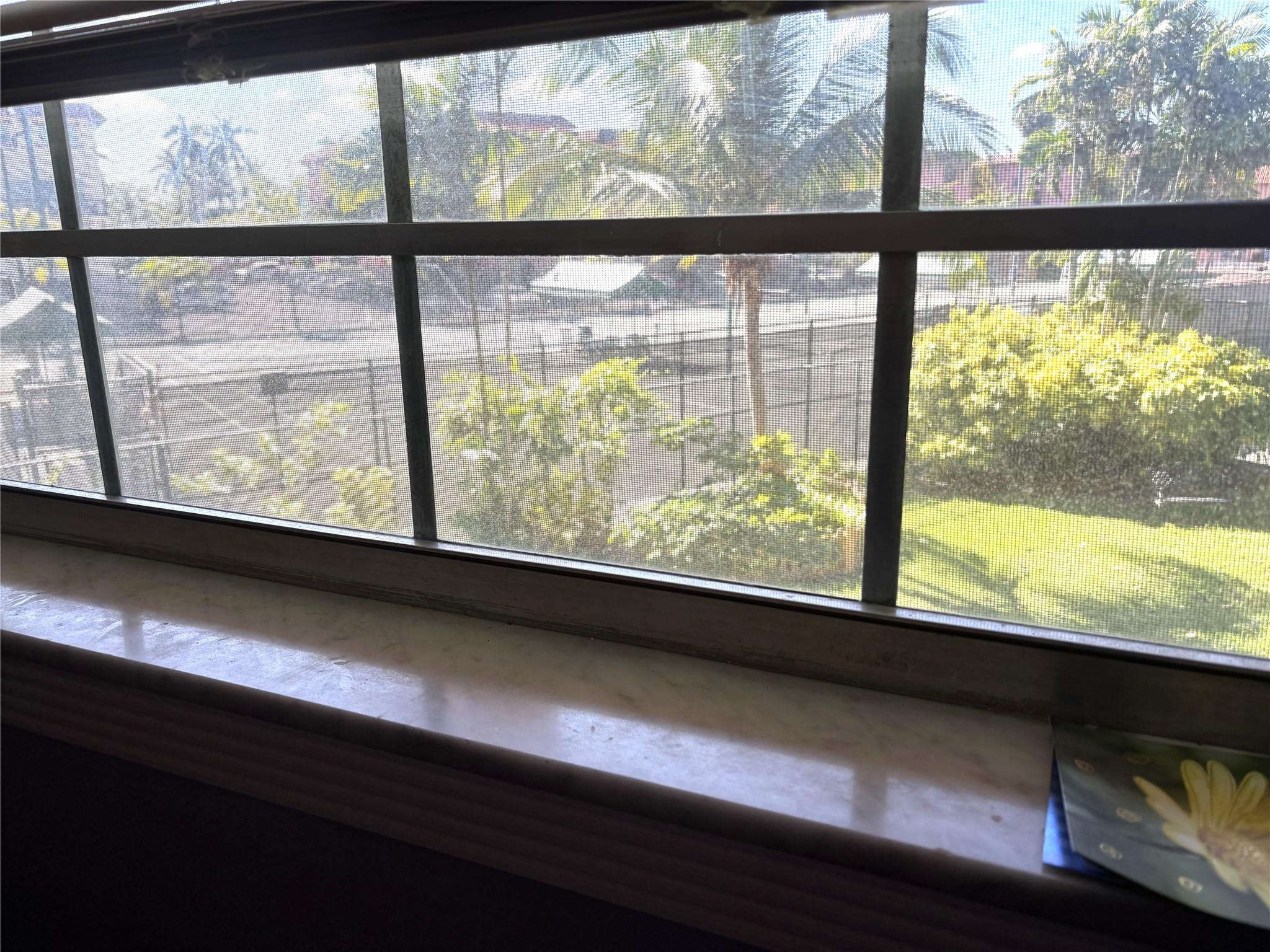 LAUDERDALE TENNIS CLUB - Residential