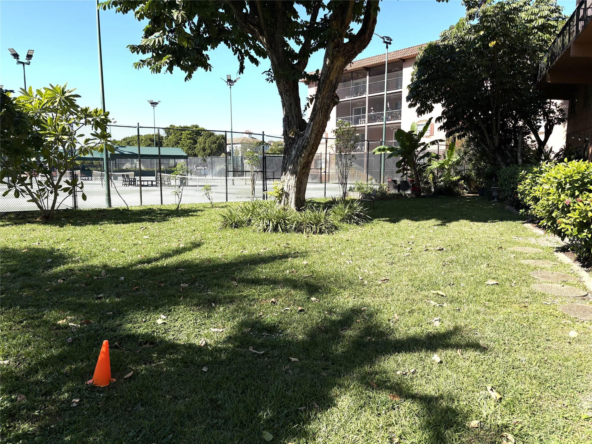 TENNIS CLUB TILDEN CONDO - Residential