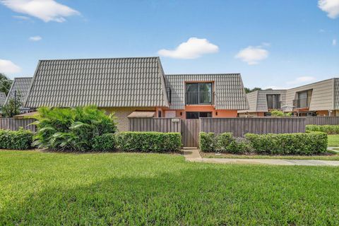 5122 51st Way West Palm Beach FL 33409