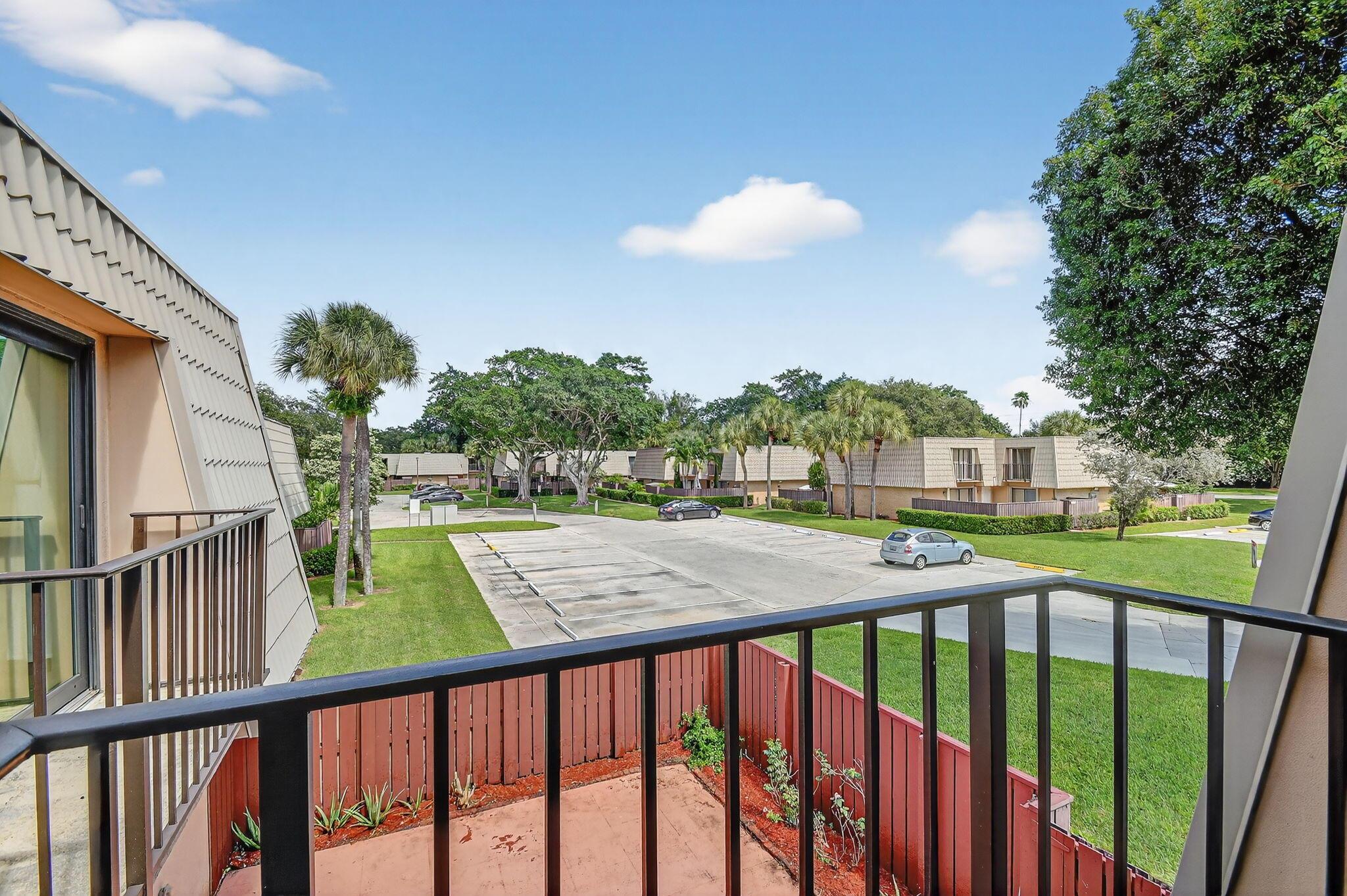 VILLAGE OF SANDALWOOD LAK - Residential