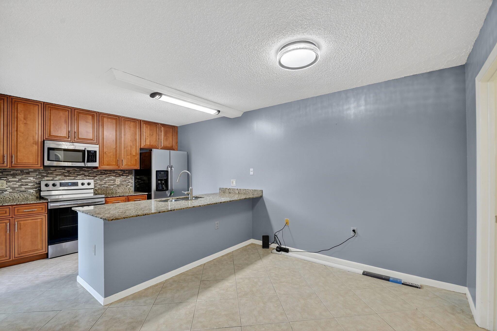 VILLAGE OF SANDALWOOD LAK - Residential