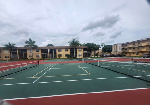 Tiny photo for 351 Cambridge Road #311, Hollywood, FL 33024 (MLS # B26084706)