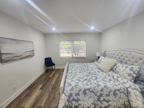 Tiny photo for 351 Cambridge Road #311, Hollywood, FL 33024 (MLS # B26084706)