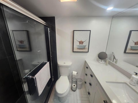 Tiny photo for 351 Cambridge Road #311, Hollywood, FL 33024 (MLS # B26084706)