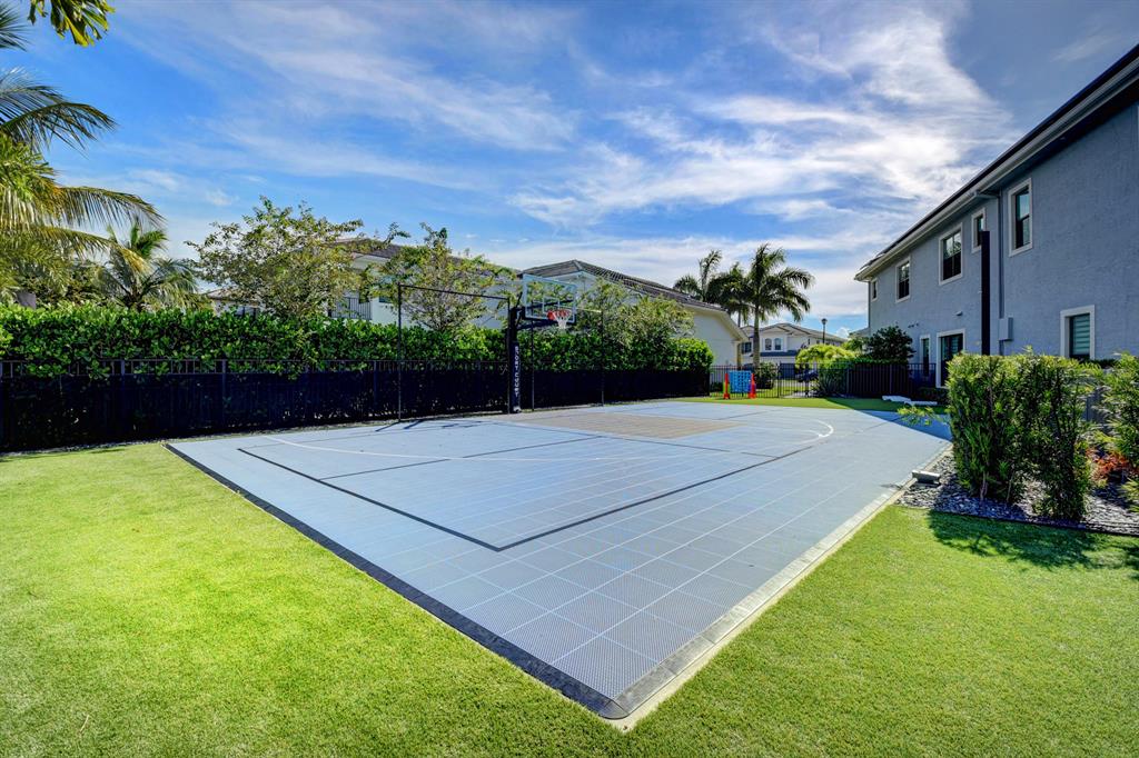 SEVEN BRIDGES - Residential