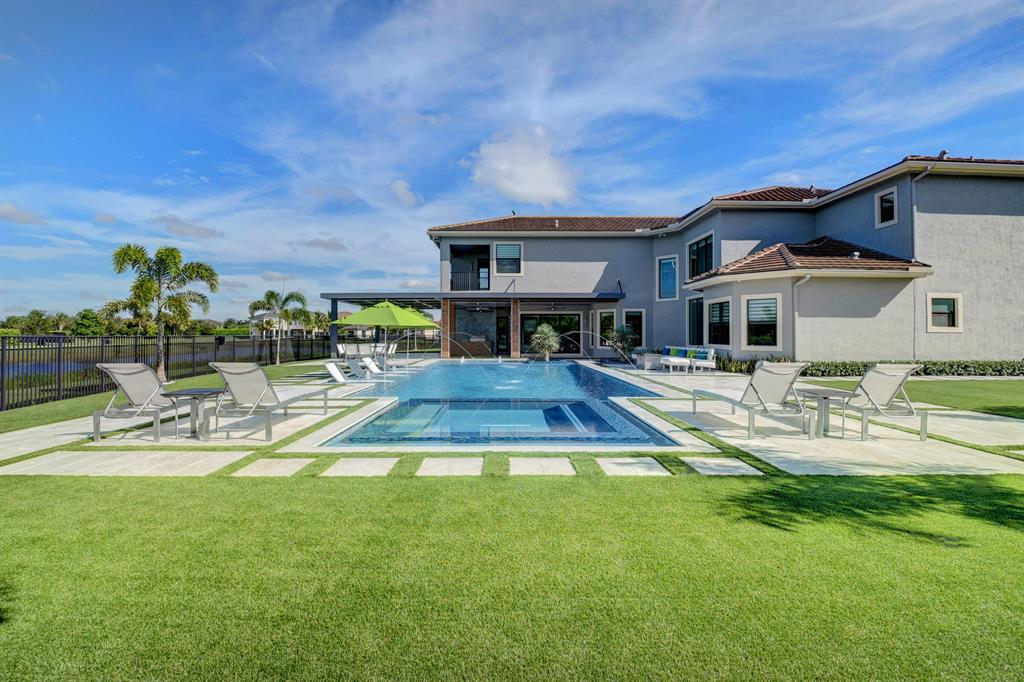 SEVEN BRIDGES - Residential