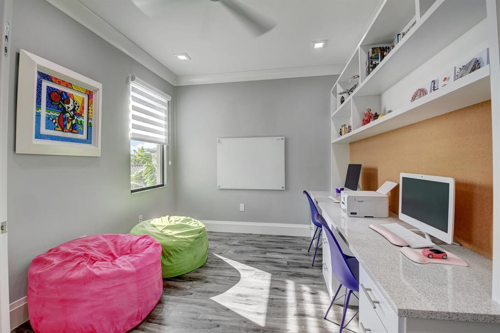 SEVEN BRIDGES - Residential