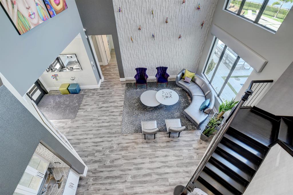 SEVEN BRIDGES - Residential