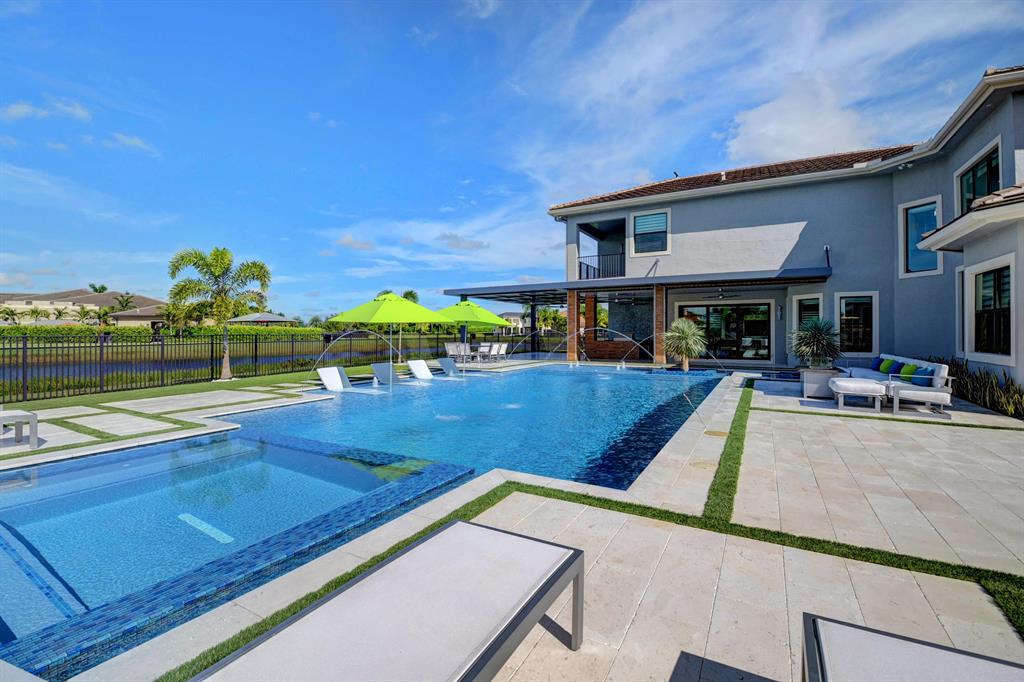 SEVEN BRIDGES - Residential