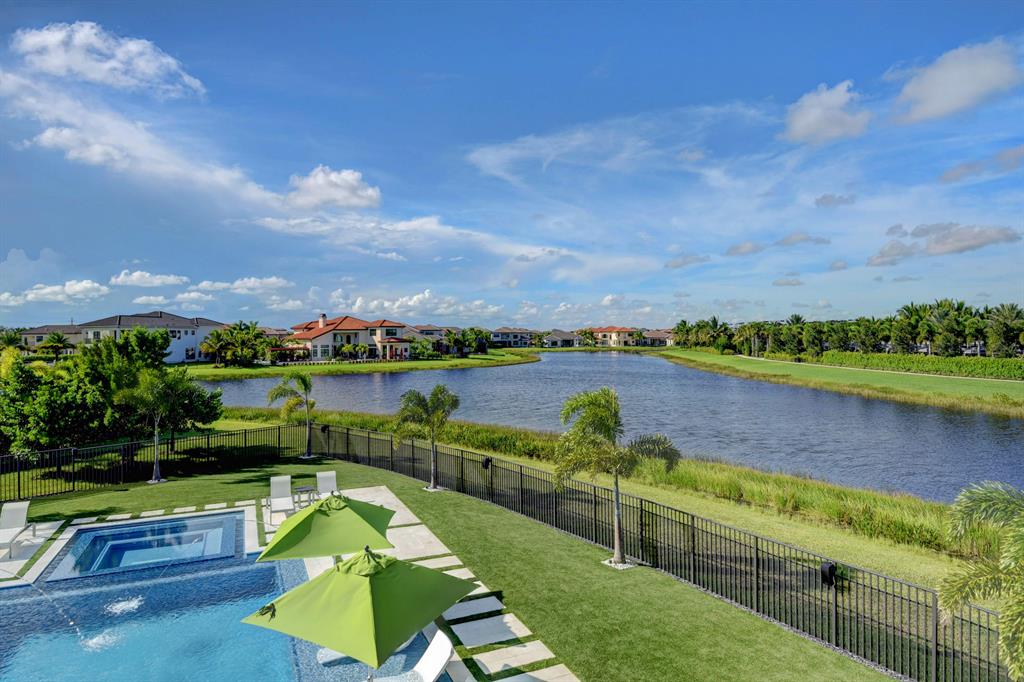 SEVEN BRIDGES - Residential