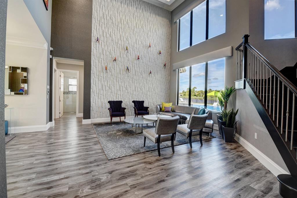 SEVEN BRIDGES - Residential