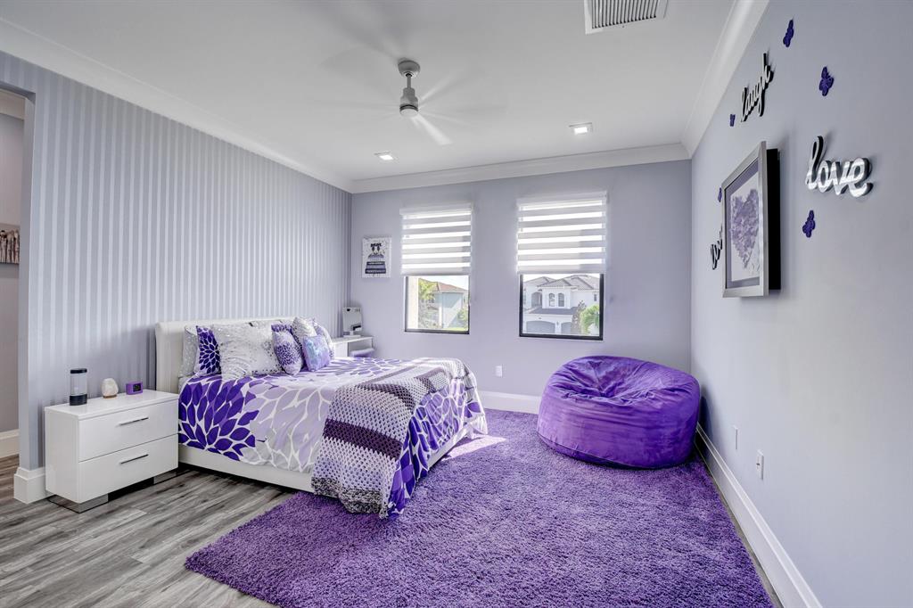 SEVEN BRIDGES - Residential