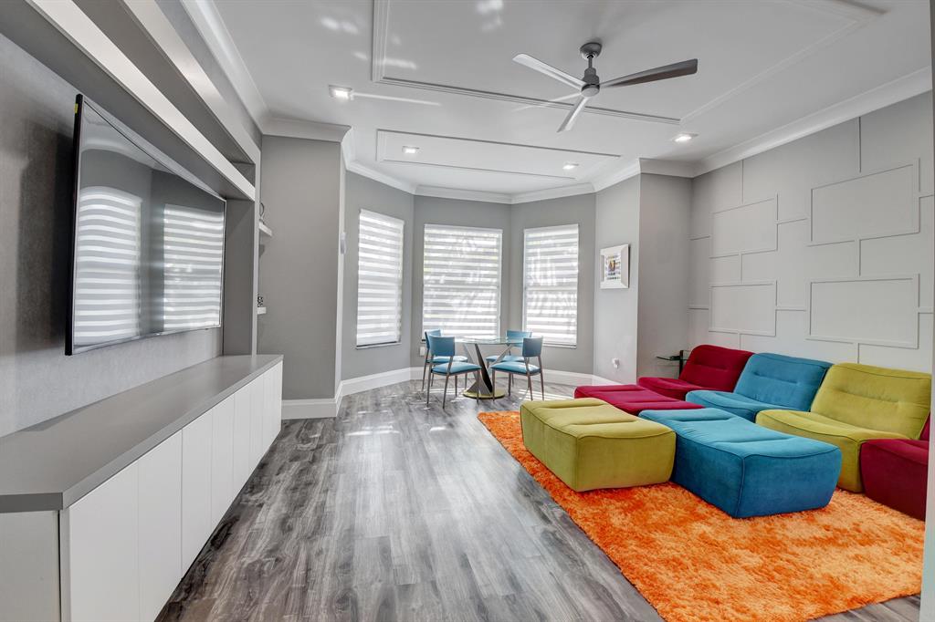 SEVEN BRIDGES - Residential