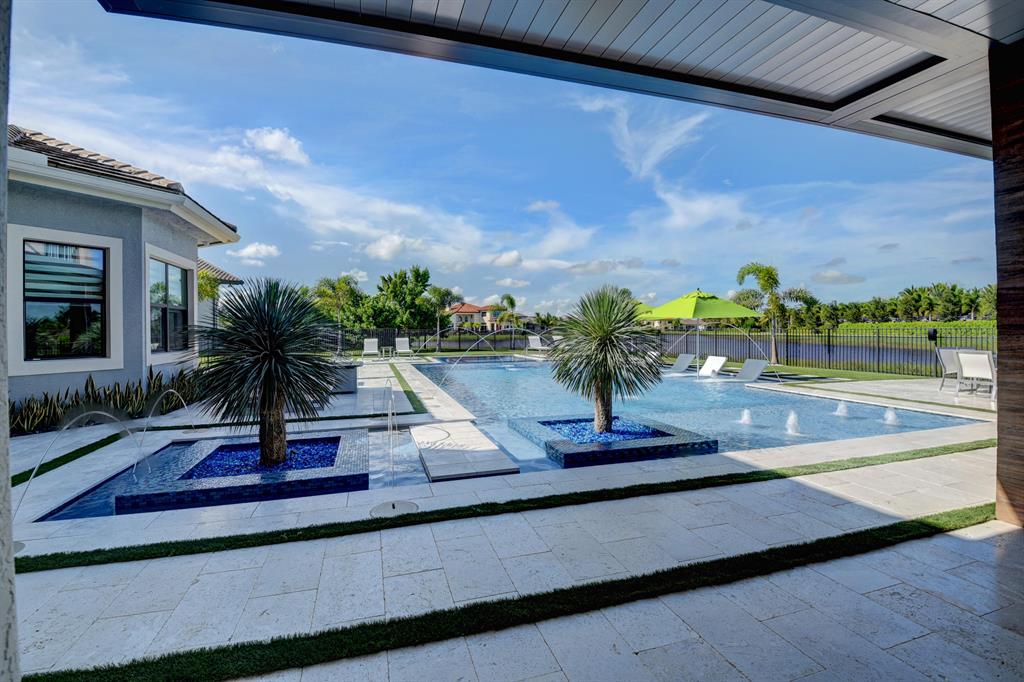 SEVEN BRIDGES - Residential