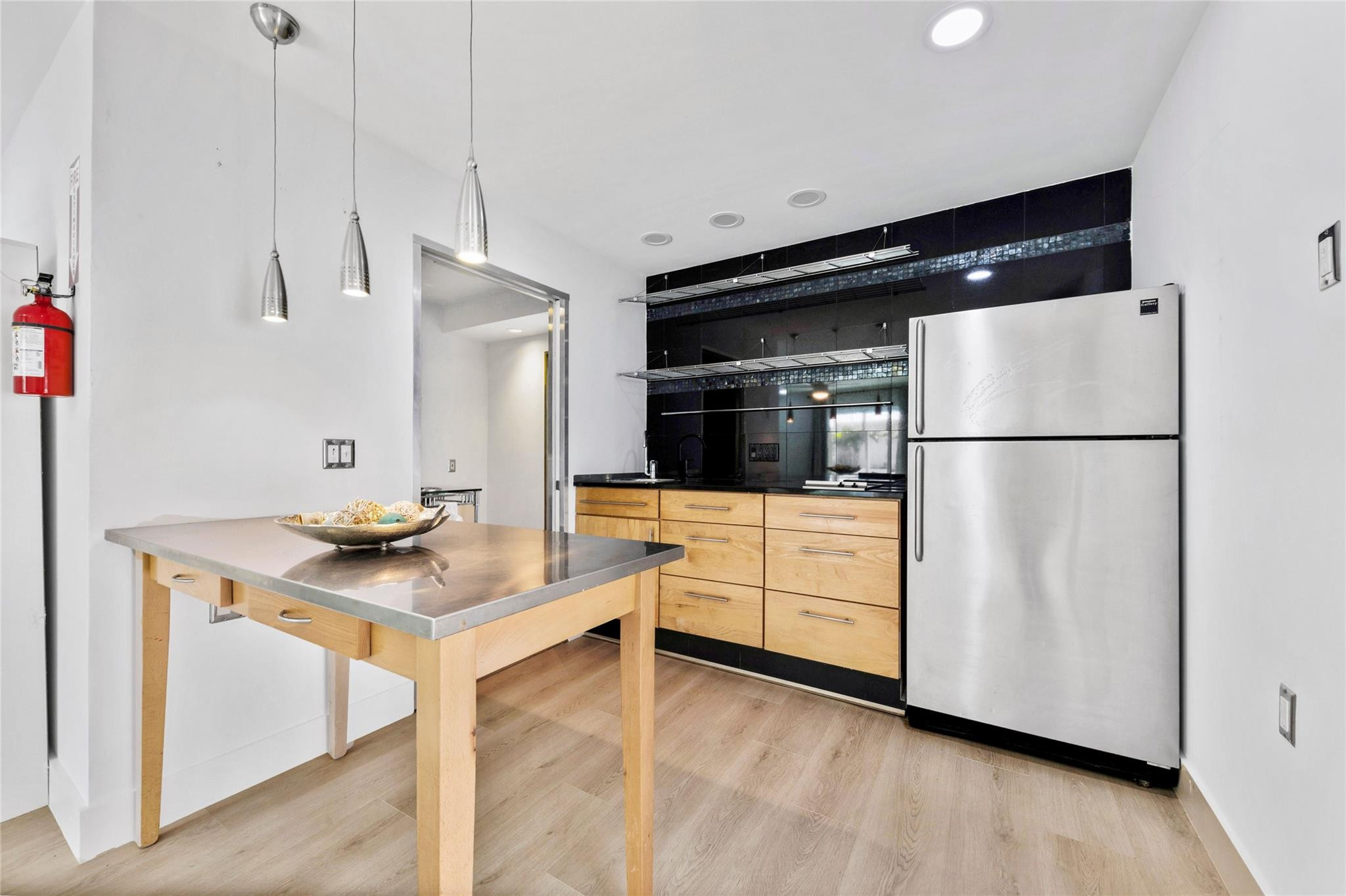 LAS OLAS BY THE SEA EXT - Residential Lease