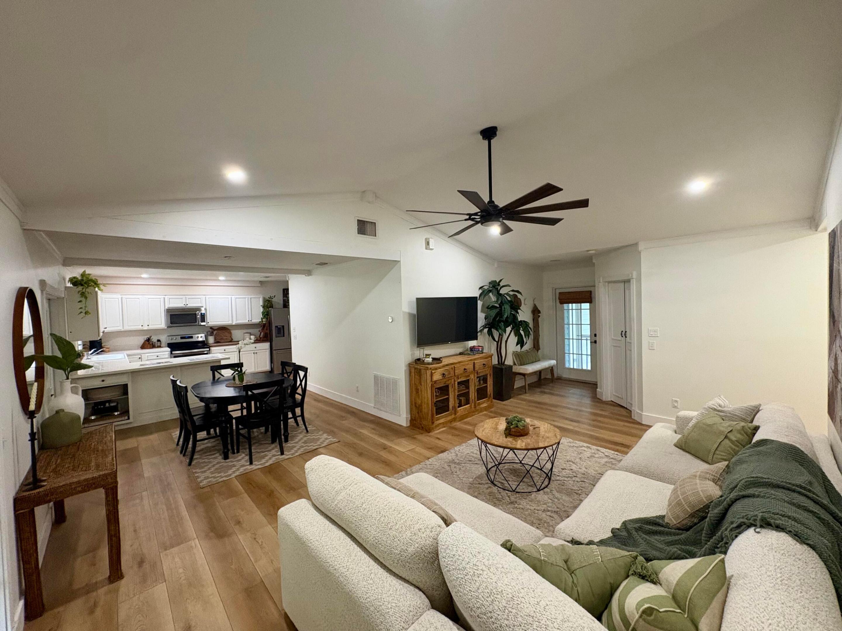 3866 SE Jefferson Street