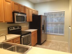 PALMBROOKE TOWNHOMES - Residential Lease
