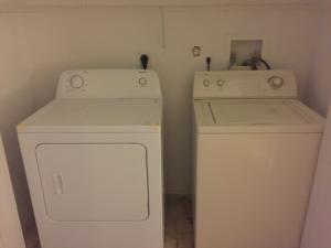 PALMBROOKE TOWNHOMES - Residential Lease