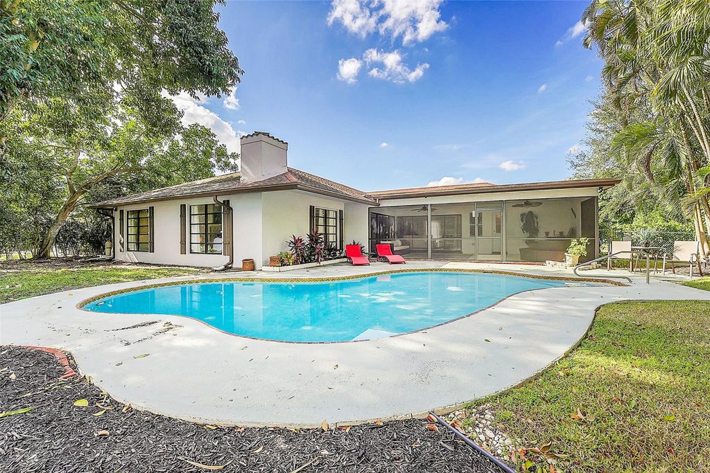 Photo of 1618 The 12th Fairway, Wellington, FL 33414 (MLS # F10486830)