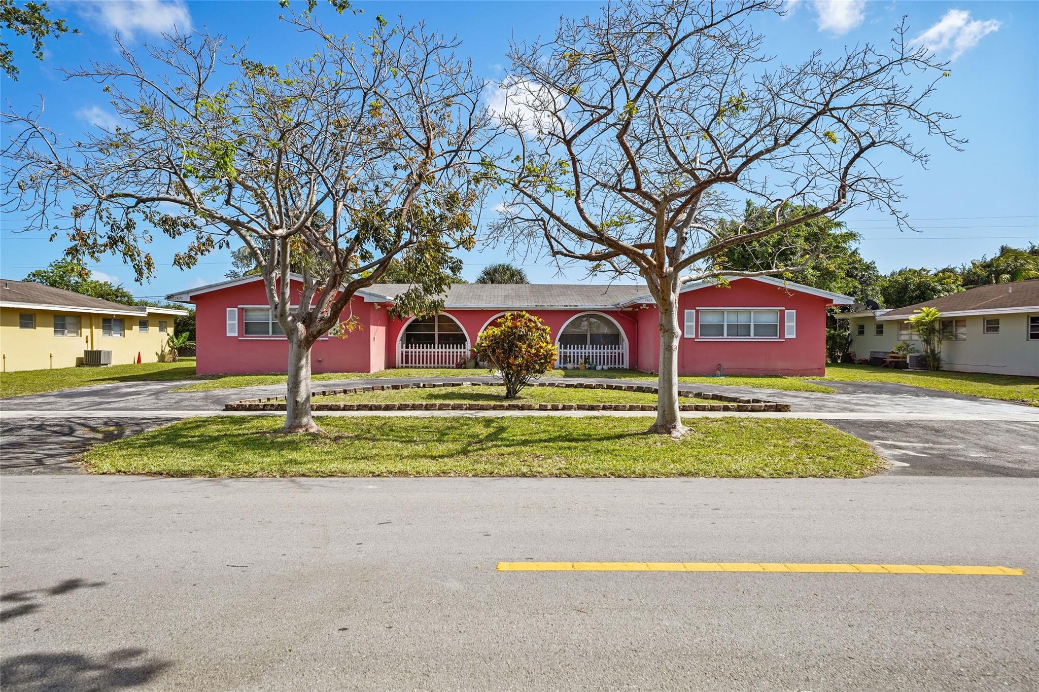 7460 NW 16th St