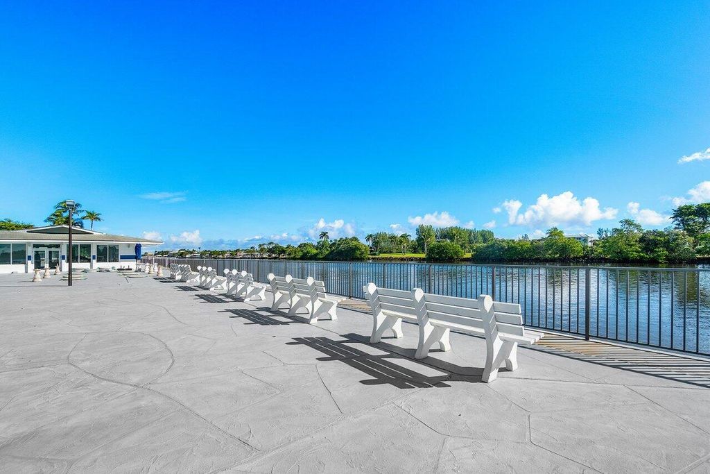 Photo of 2520 S Federal Highway #12-A, Boynton Beach, FL 33435 (MLS # R11037771)