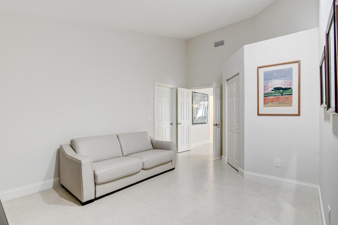 BOCA WOODS COUNTRY CLUB 9 - Residential