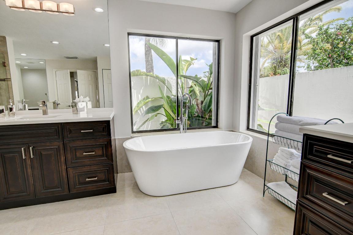 BOCA WOODS COUNTRY CLUB 9 - Residential