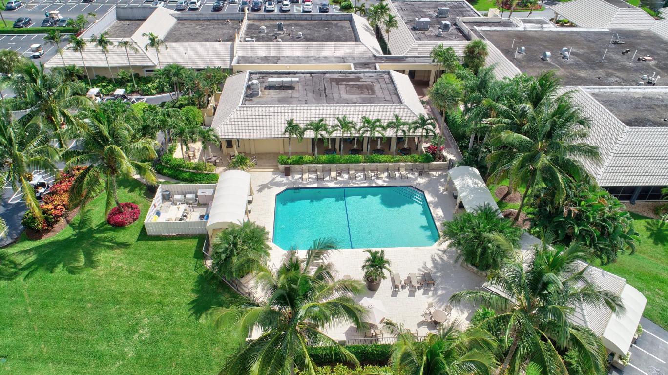 BOCA WOODS COUNTRY CLUB 9 - Residential