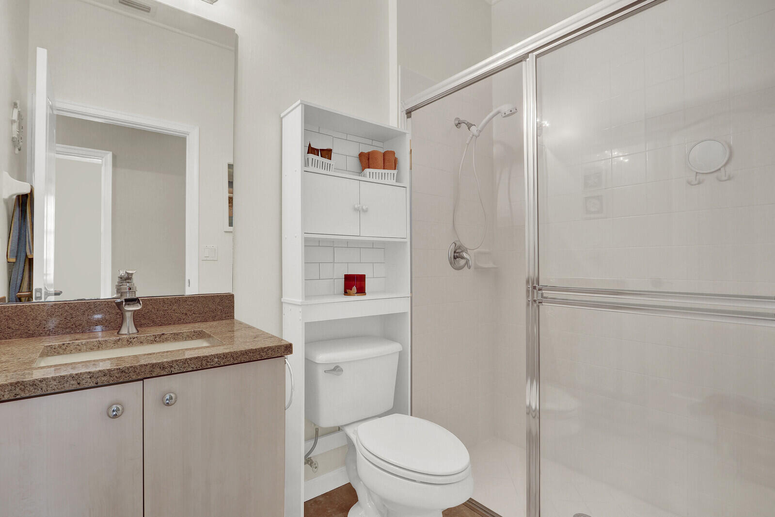 THOROUGHBRED LAKE ESTATES 1 - Residential