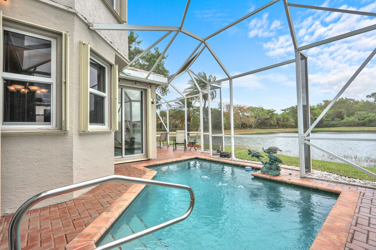 THOROUGHBRED LAKE ESTATES 1 - Residential