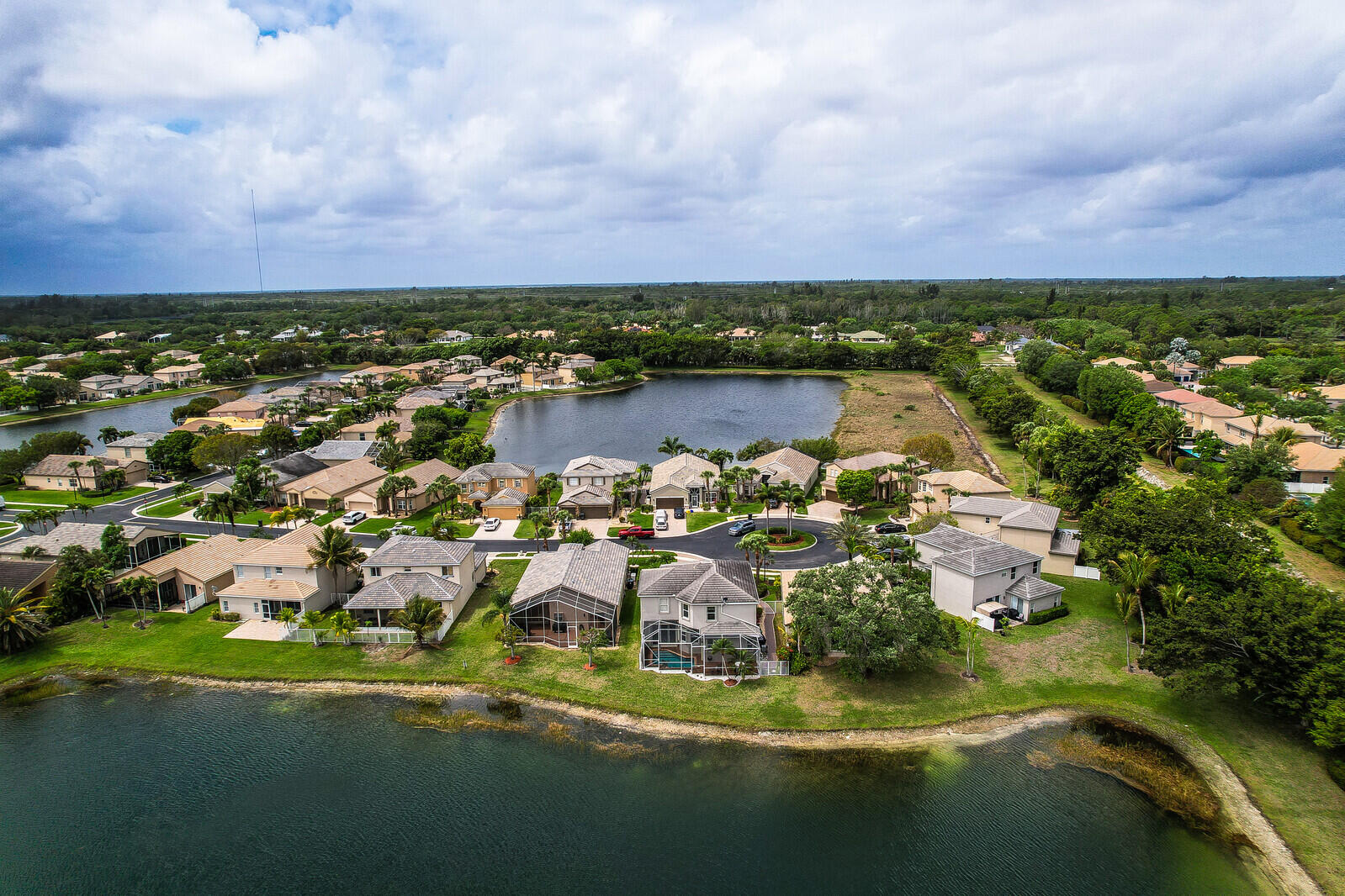 THOROUGHBRED LAKE ESTATES 1 - Residential