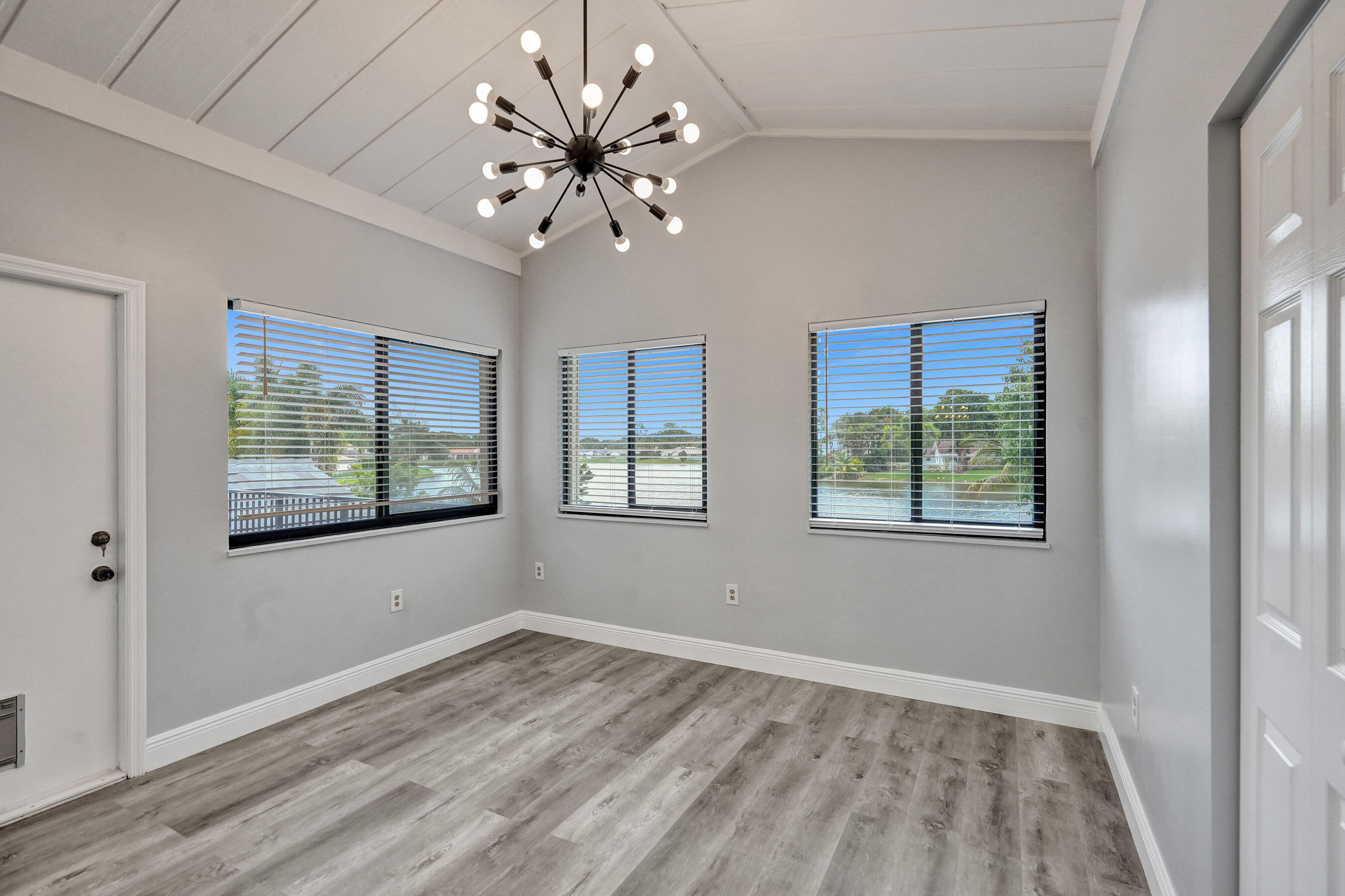 ESTANCIA IV OF VIA VERDE - Residential Lease