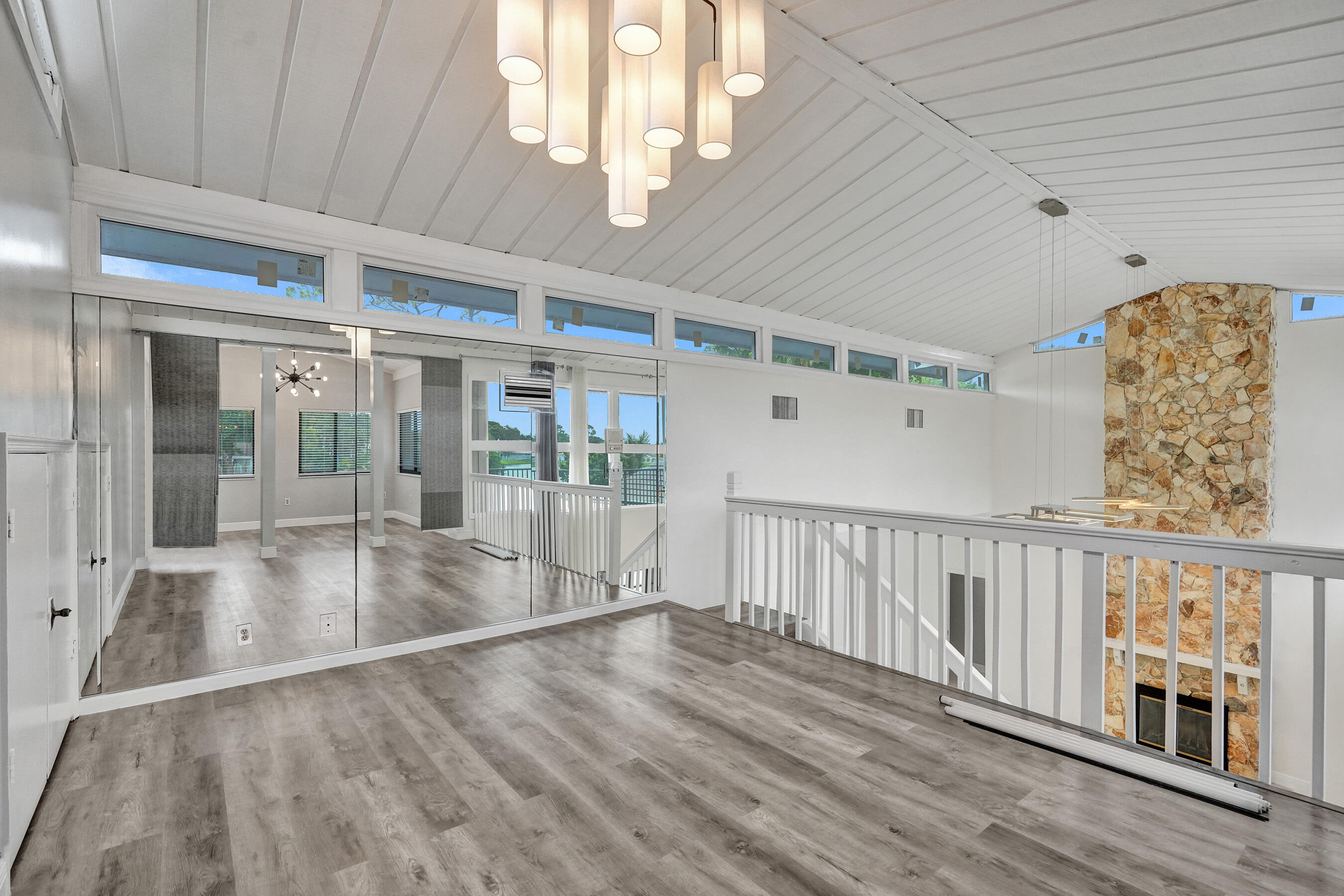 ESTANCIA IV OF VIA VERDE - Residential Lease