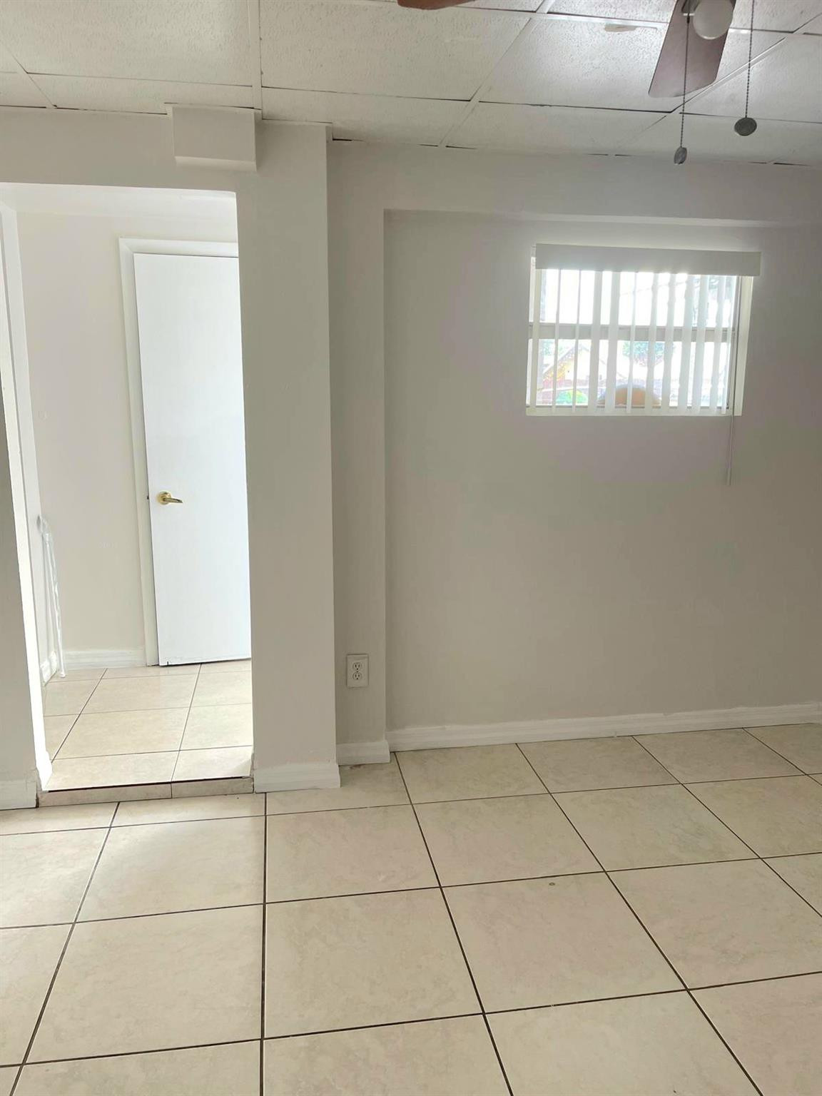 BROADVIEW COUNTRY CLUB - Residential