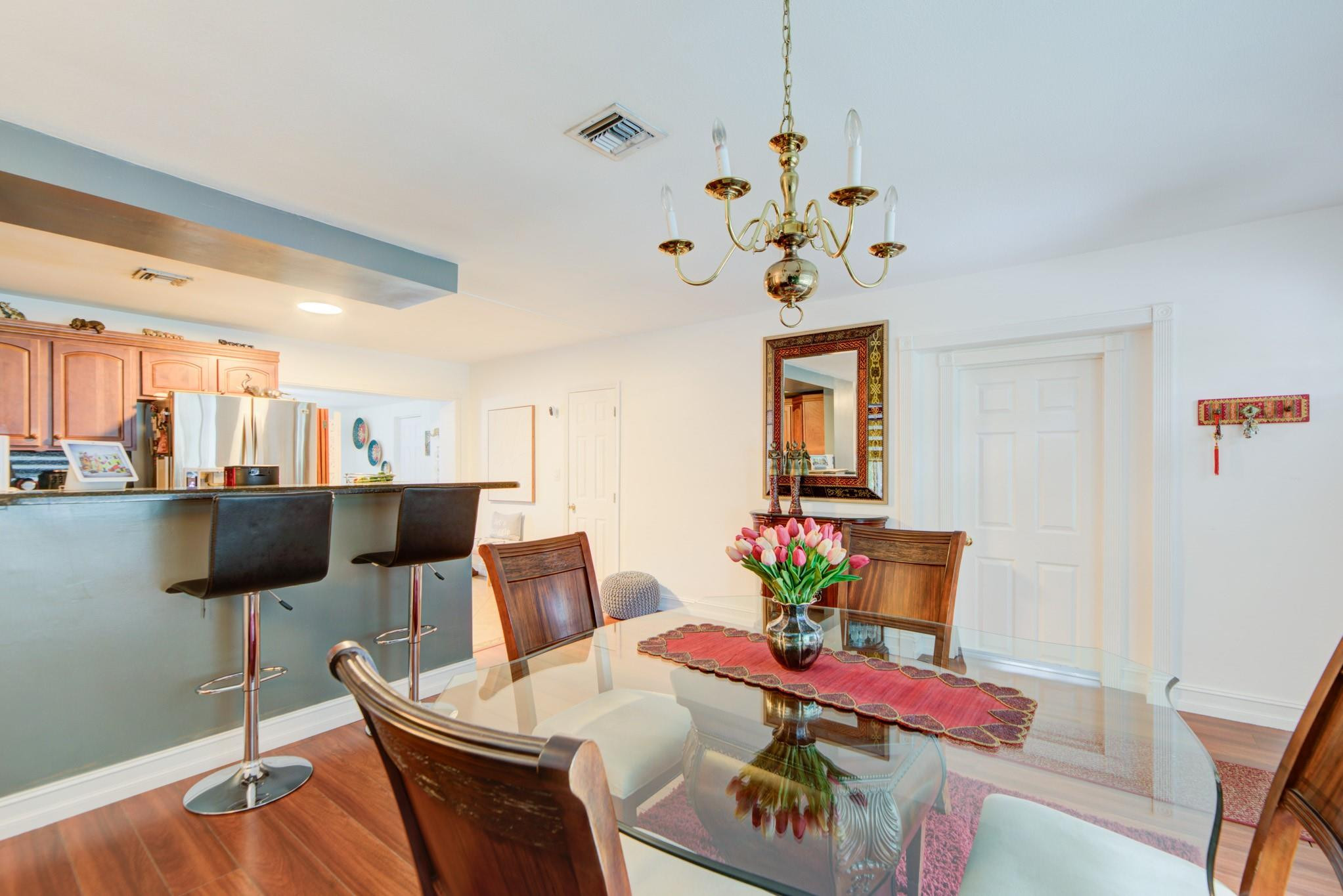 BROADVIEW COUNTRY CLUB - Residential