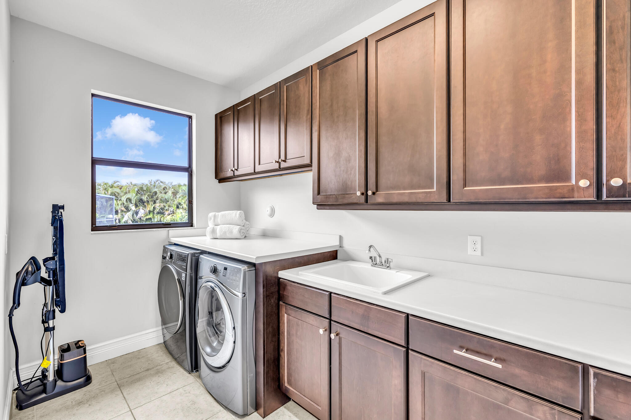 BRIDGES PL 8 - Residential