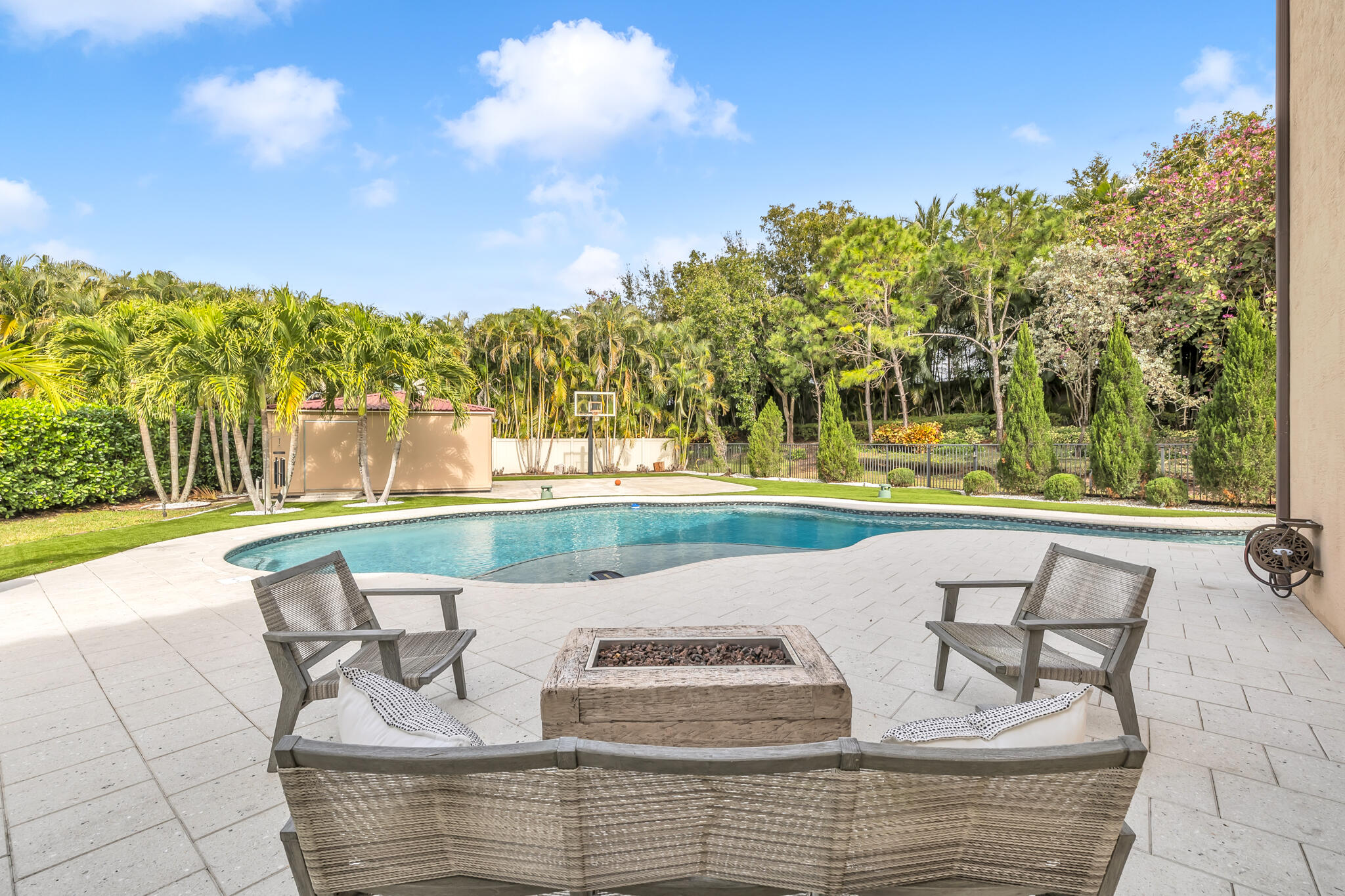 BRIDGES PL 8 - Residential