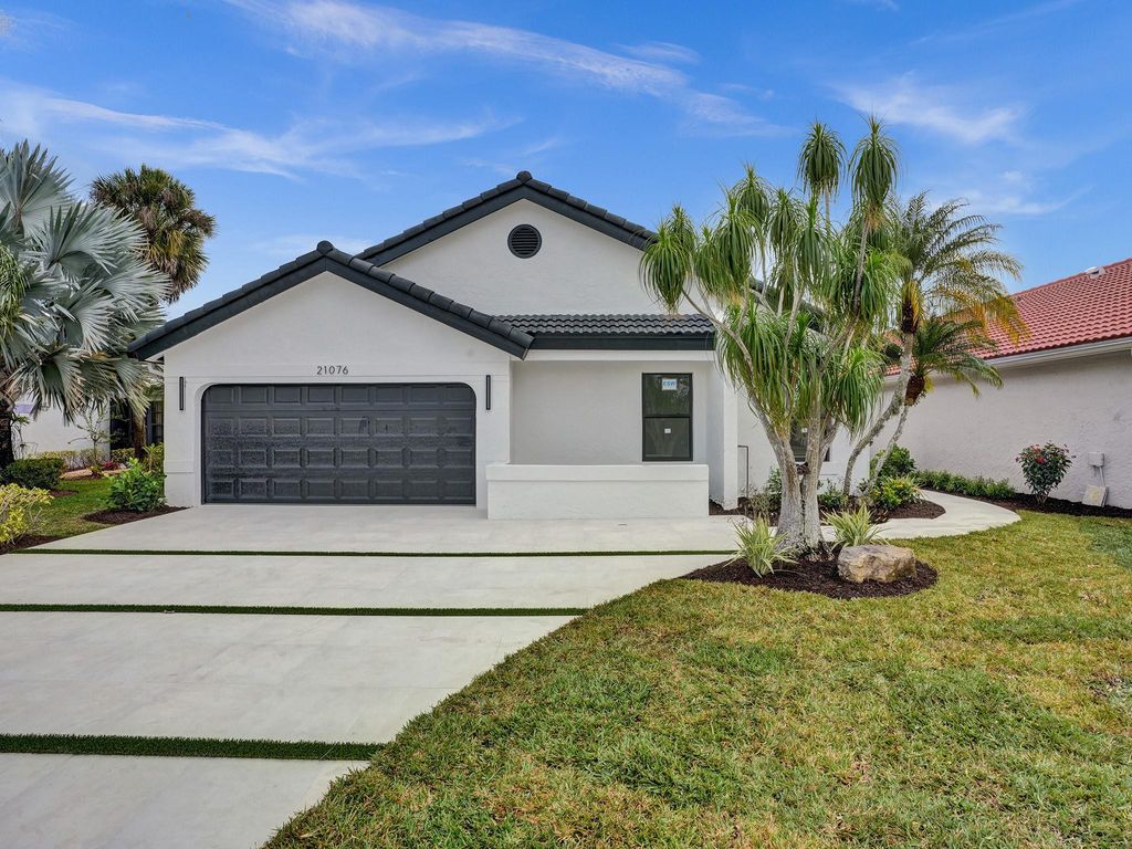 Photo of 21076 Cottonwood Drive, Boca Raton, FL 33428 (MLS # F10427607)