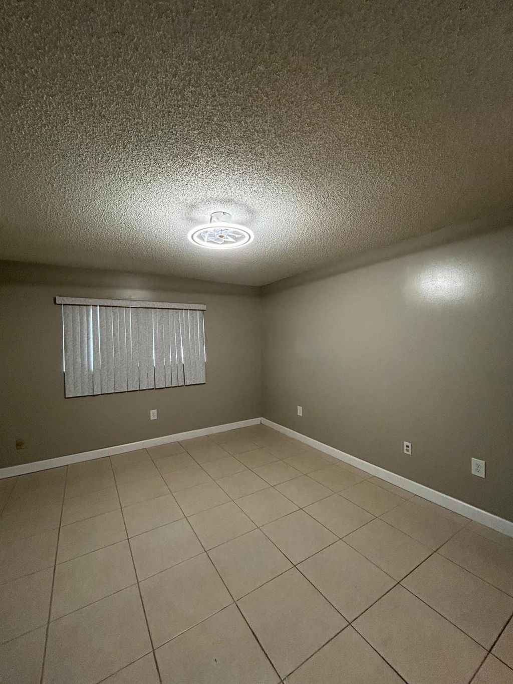 Photo of 1410 S Federal Highway #303, Lake Worth Beach, FL 33460 (MLS # F10482117)
