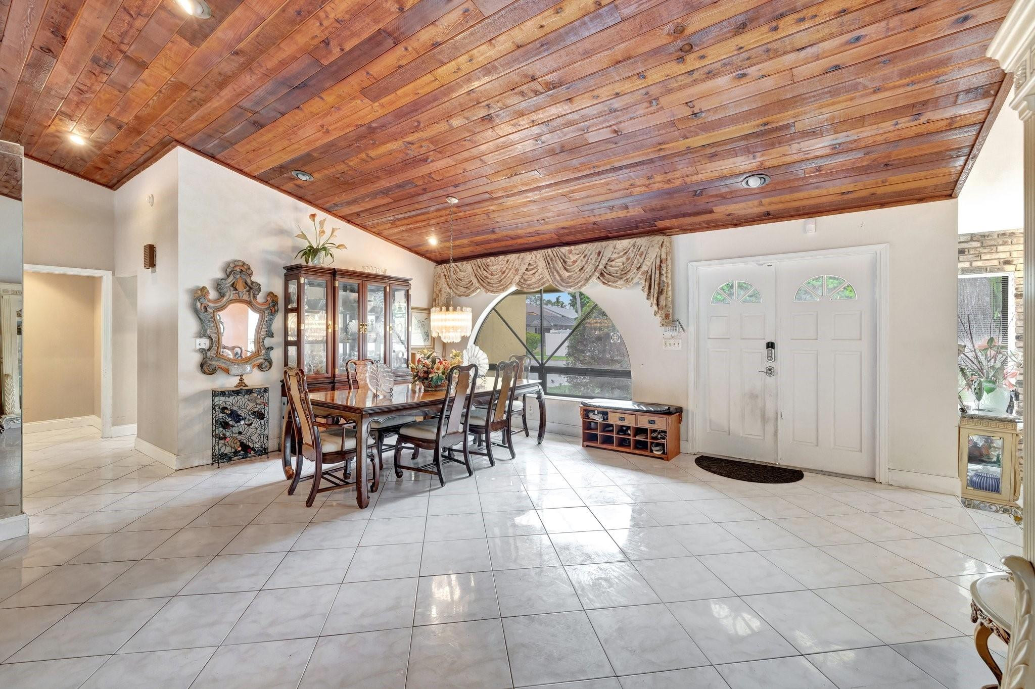 Boulevard Woods East 108- - Residential