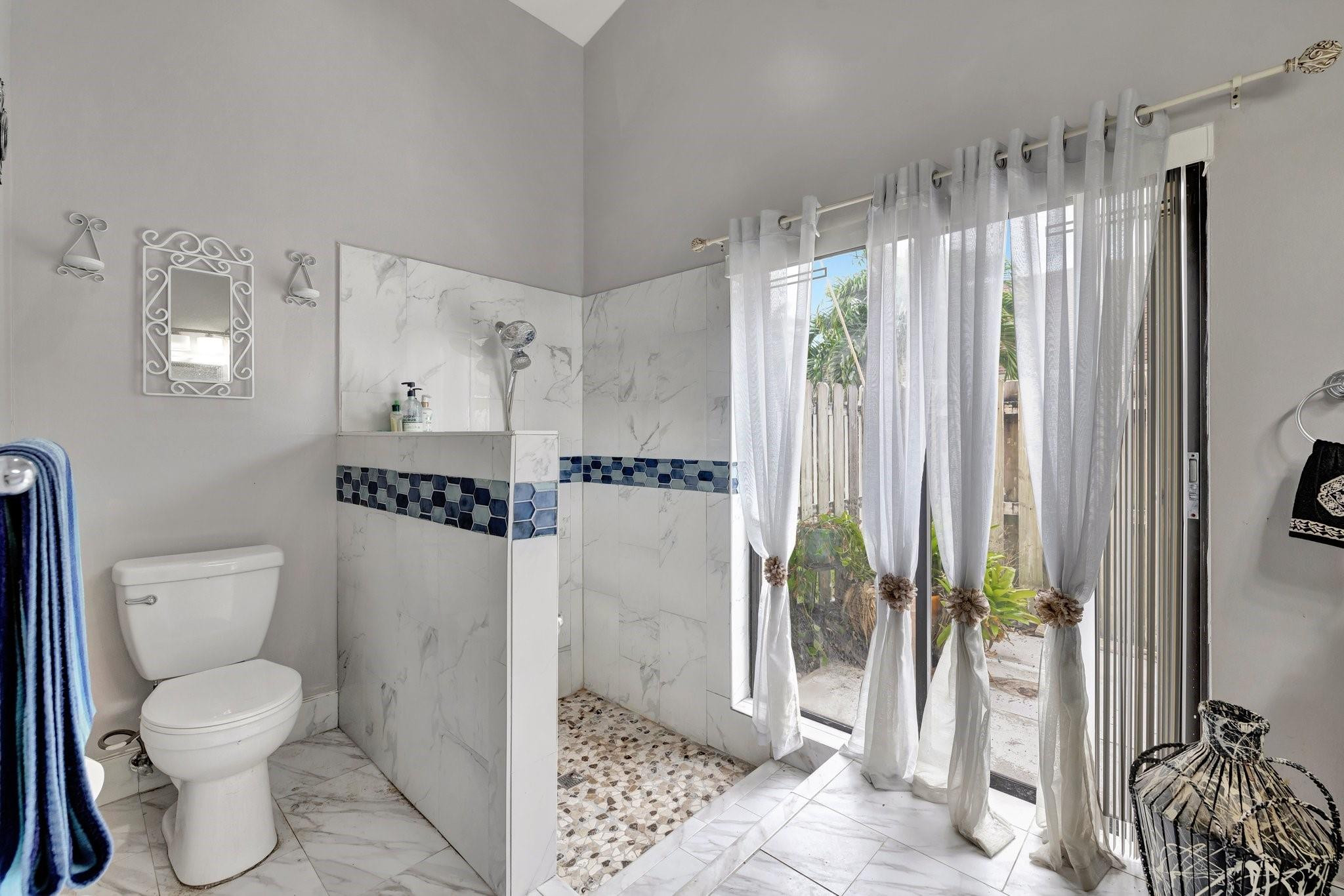 Boulevard Woods East 108- - Residential